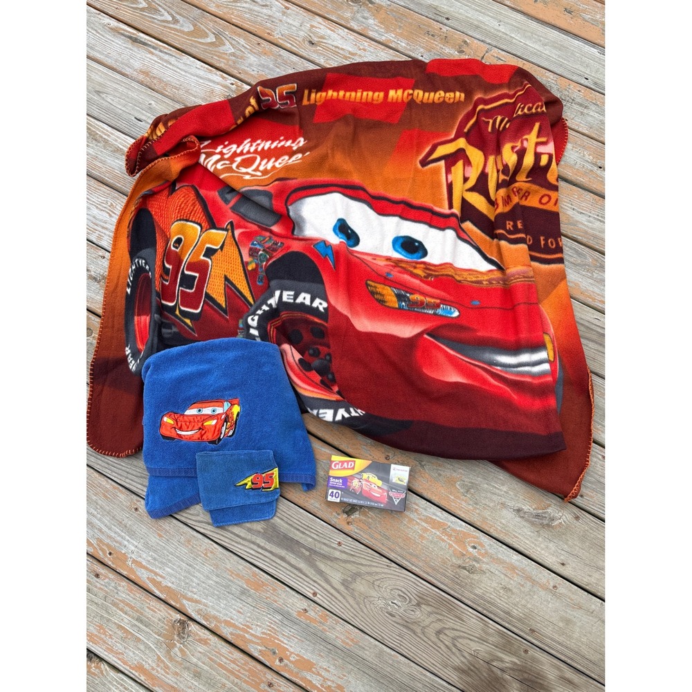Disney Pixar Cars Lightning McQueen Fleece Blanket Bath Towel Glad Bags Bundle